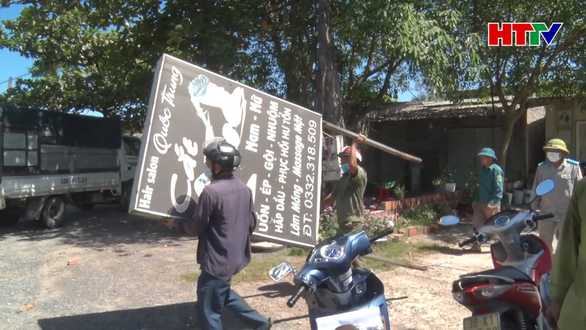 Thị xã Kỳ Anh giải tỏa hành lang ATGT