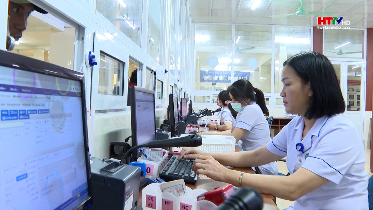 Nghị quyết tháo gỡ tình trạng thiếu thuốc, vật tư y tế