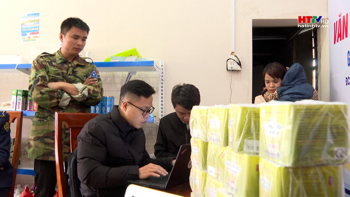 Phát hiện một cơ sở kinh doanh pháo trái phép tại Cẩm Bình