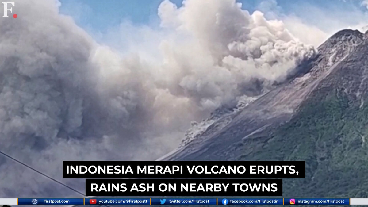 Núi lửa Merapi tại Indonesia "thức giấc"