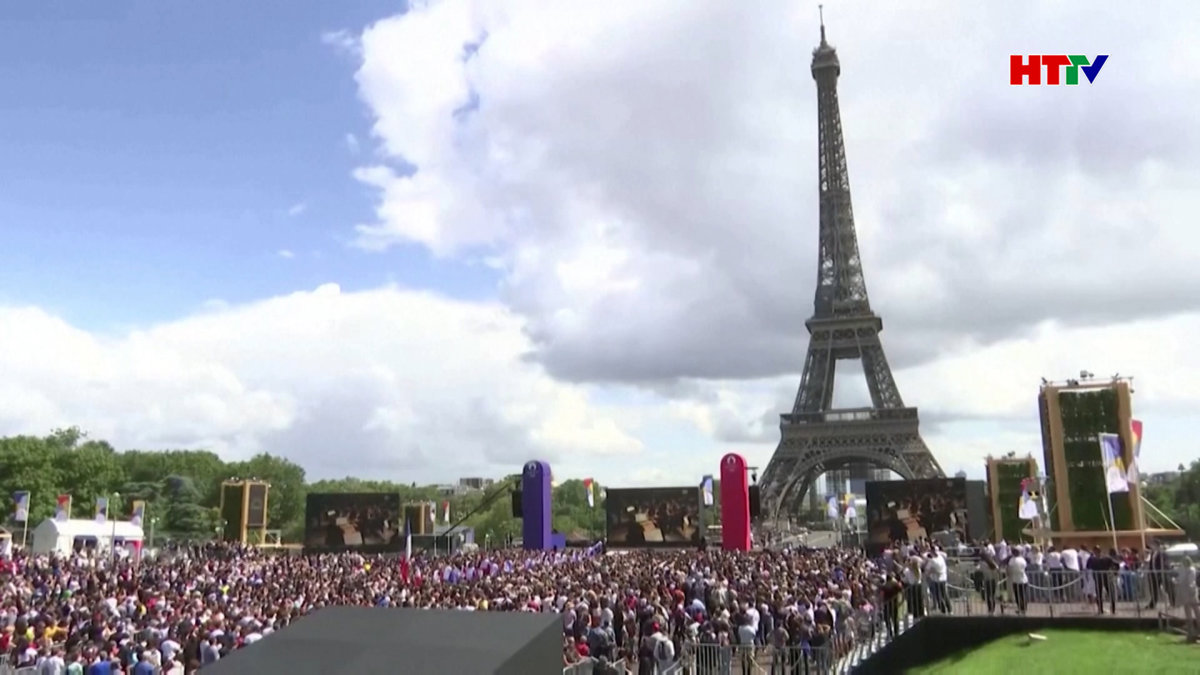 Pháp đón đăng cai Olympic 2024 hoành tráng trước Tháp Eiffel