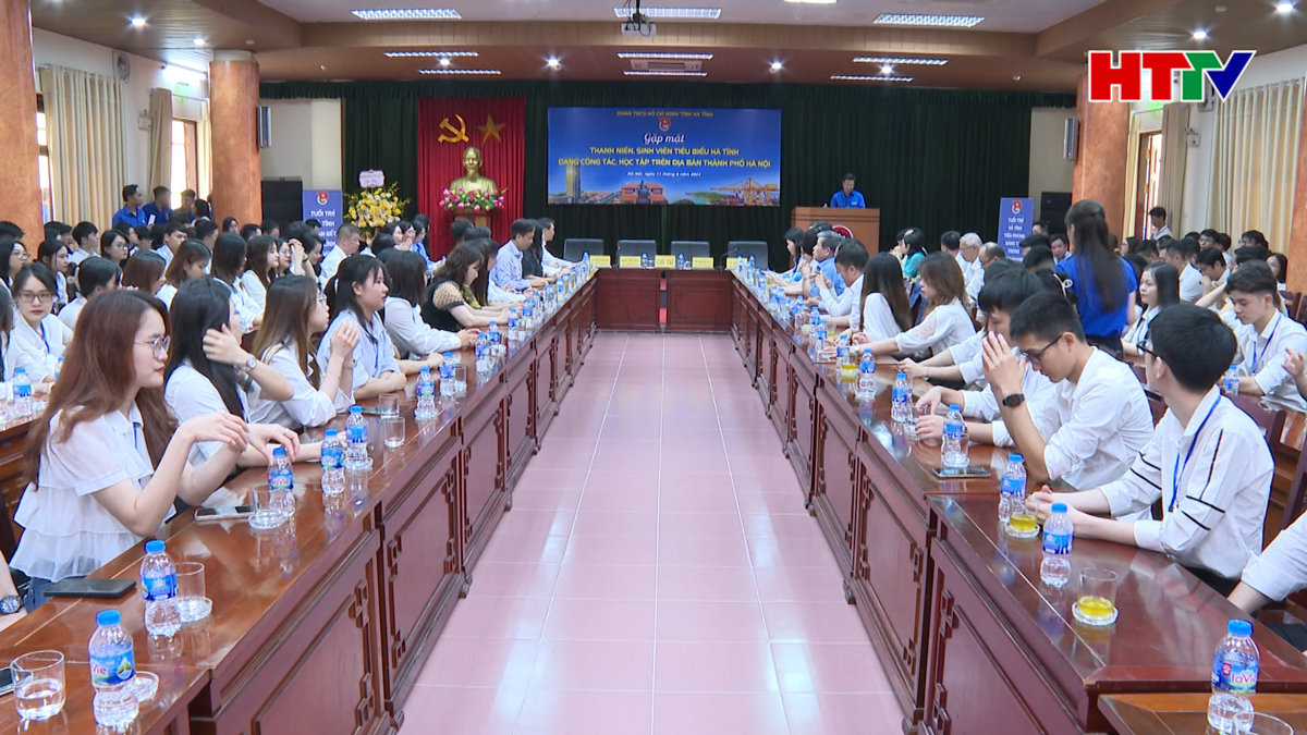 Tỉnh đoàn gặp mặt sinh viên xuất sắc tại Hà Nội