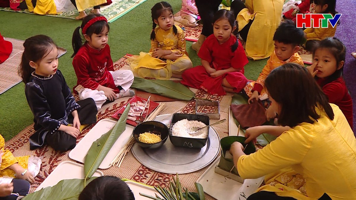 Dạy trẻ yêu tết