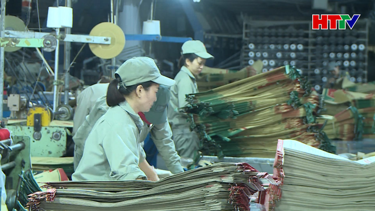 Kim ngạch xuất khẩu 9 tháng vượt kế hoạch cả năm