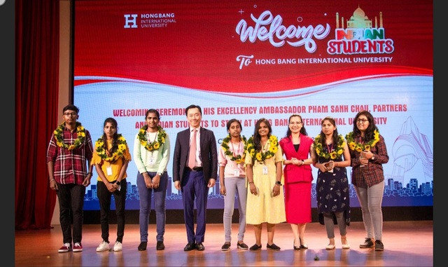 'Xuất khẩu giáo dục': Bước tiến mới trong đào tạo đại học tại Việt Nam