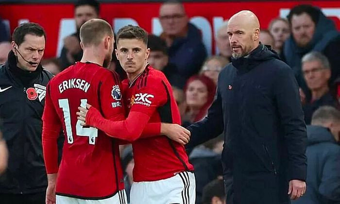 Arsenal bám sát ngôi đầu, Man United nhọc nhằn lên top 6