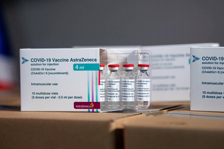 Thêm hơn 1,2 triệu liều vaccine COVID-19 của AstraZeneca về đến Việt Nam