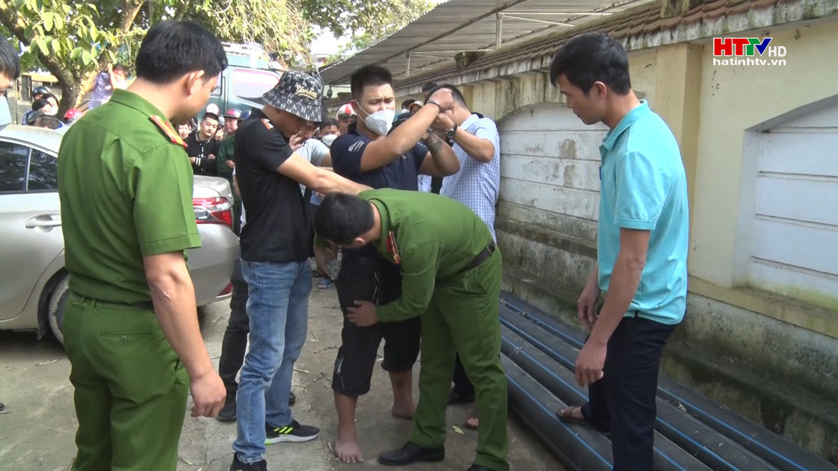 Hương Khê: Bắt đối tượng tàng trữ ma túy đá