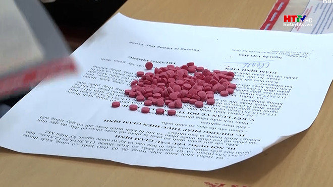 Bắt Trùm phân phối ma túy lẻ “Xuân què”