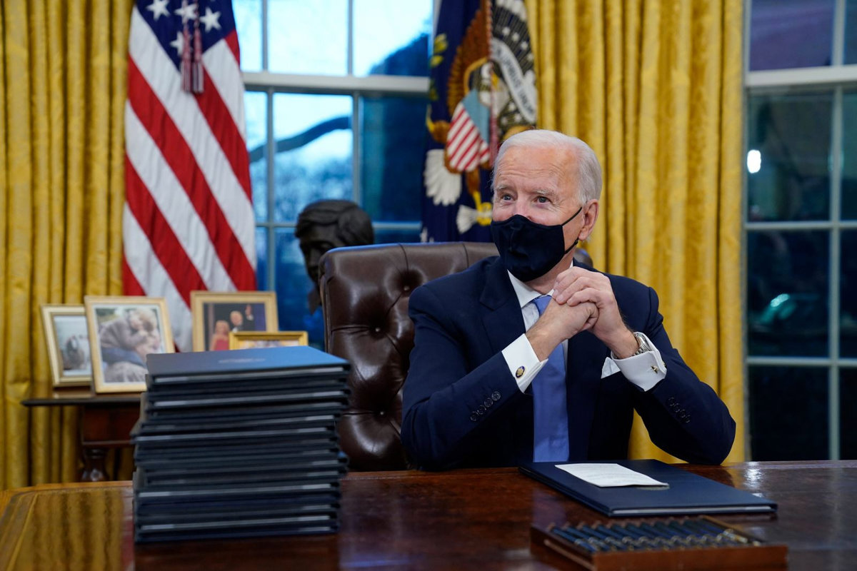 Tân Tổng thống Mỹ Joe Biden nói gì về bức thư người tiền nhiệm Trump gửi lại trong Phòng Bầu dục