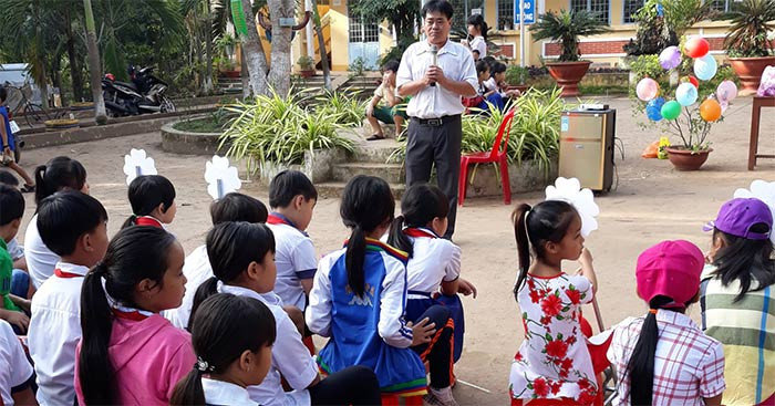 Bộ GD&ĐT yêu cầu rà soát, báo cáo các hoạt động giáo dục ngoài giờ chính khoá