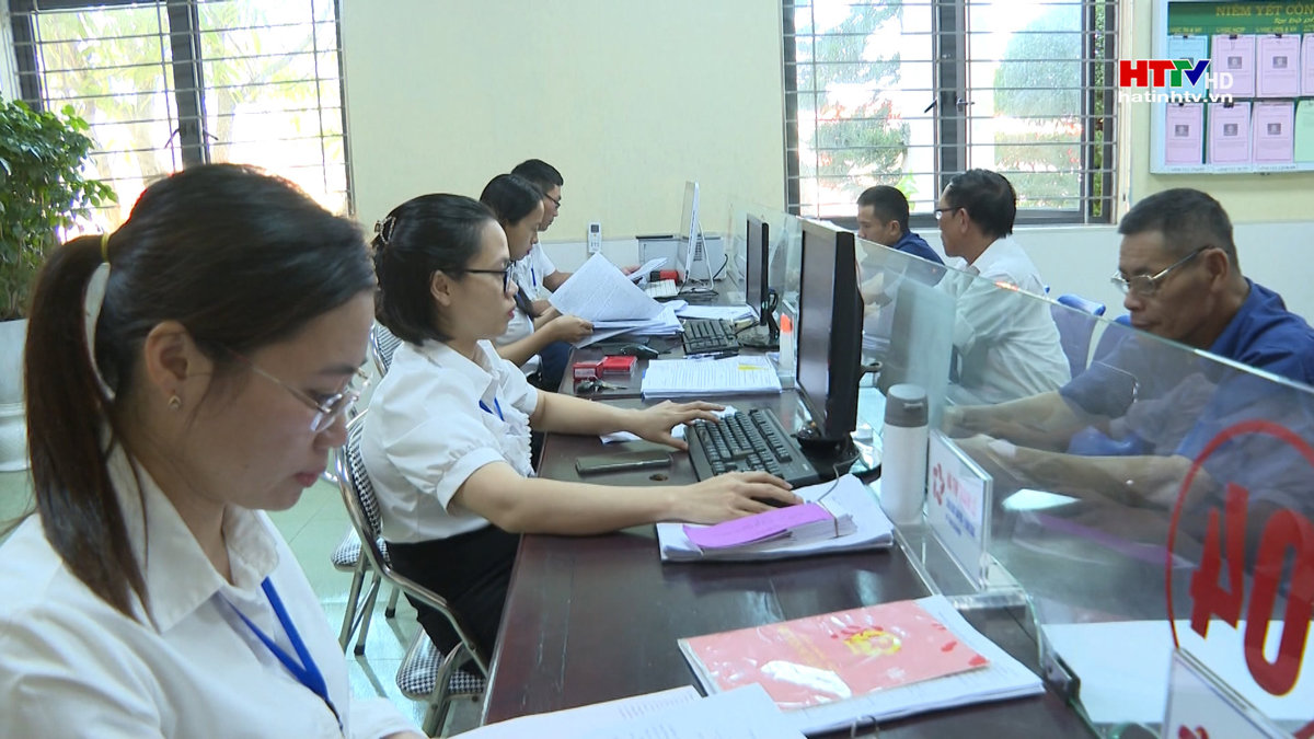 Bộ Nội vụ đề xuất 5 chuẩn mực đạo đức công vụ