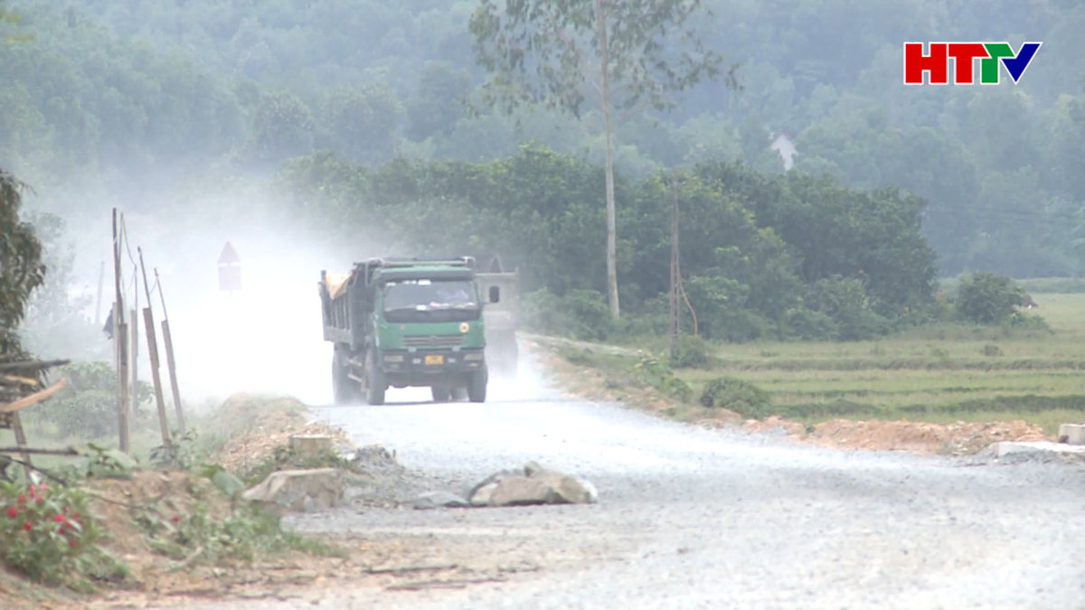 Dự án kéo dài, dân khổ vì bụi