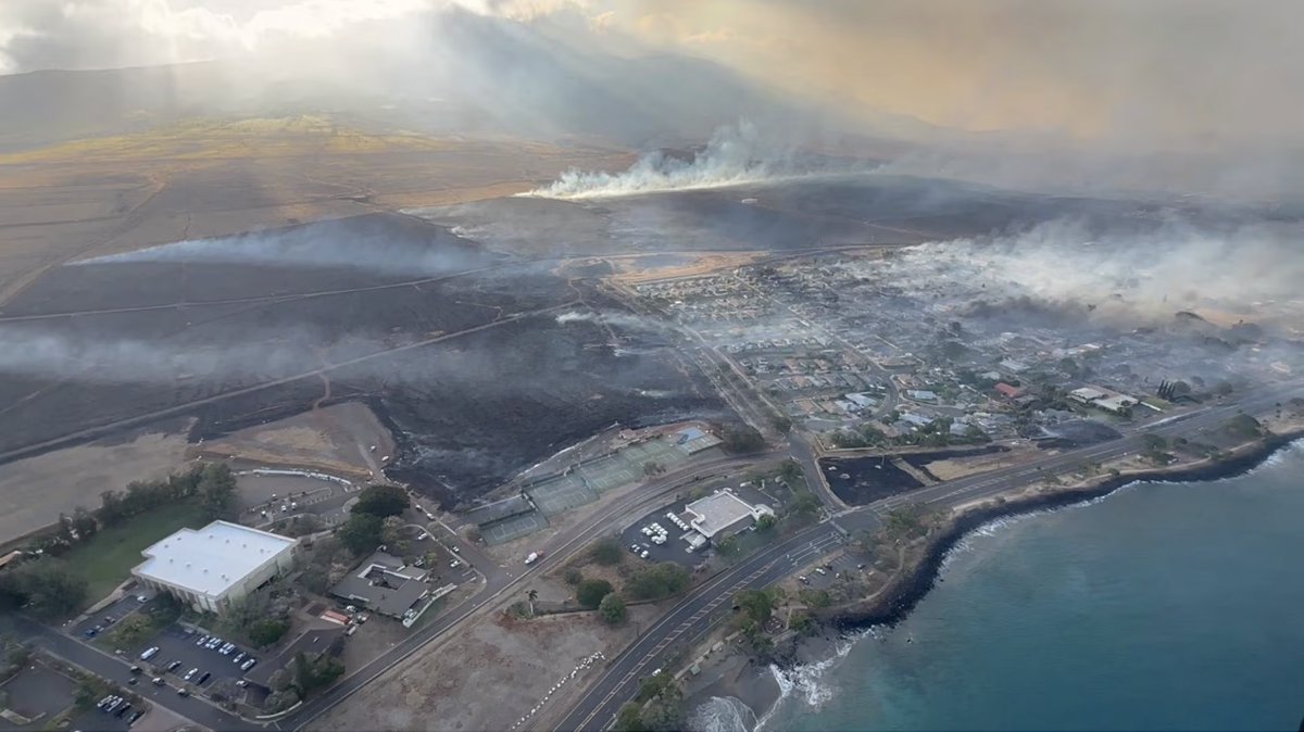 Thảm họa cháy rừng “giáng đòn mạnh” vào kinh tế của hòn đảo lớn thứ 2 ở Hawaii