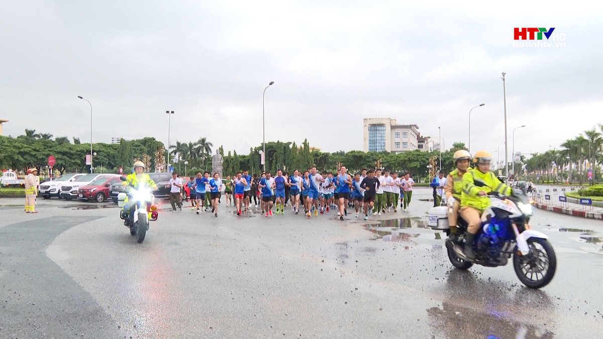 Lễ phát động Giải Chạy vì cộng đồng UpRace 2023