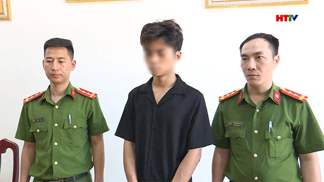 Khởi tố đối tượng “Chống người thi hành công vụ”