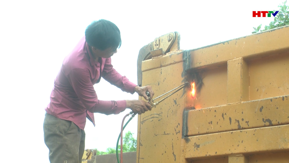 Chấn chỉnh tình trạng xe cơi nới thành thùng