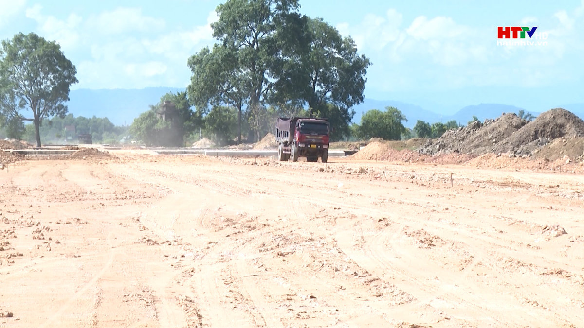 Chủ tịch UBND tỉnh yêu cầu đẩy nhanh giải ngân vốn đầu tư công