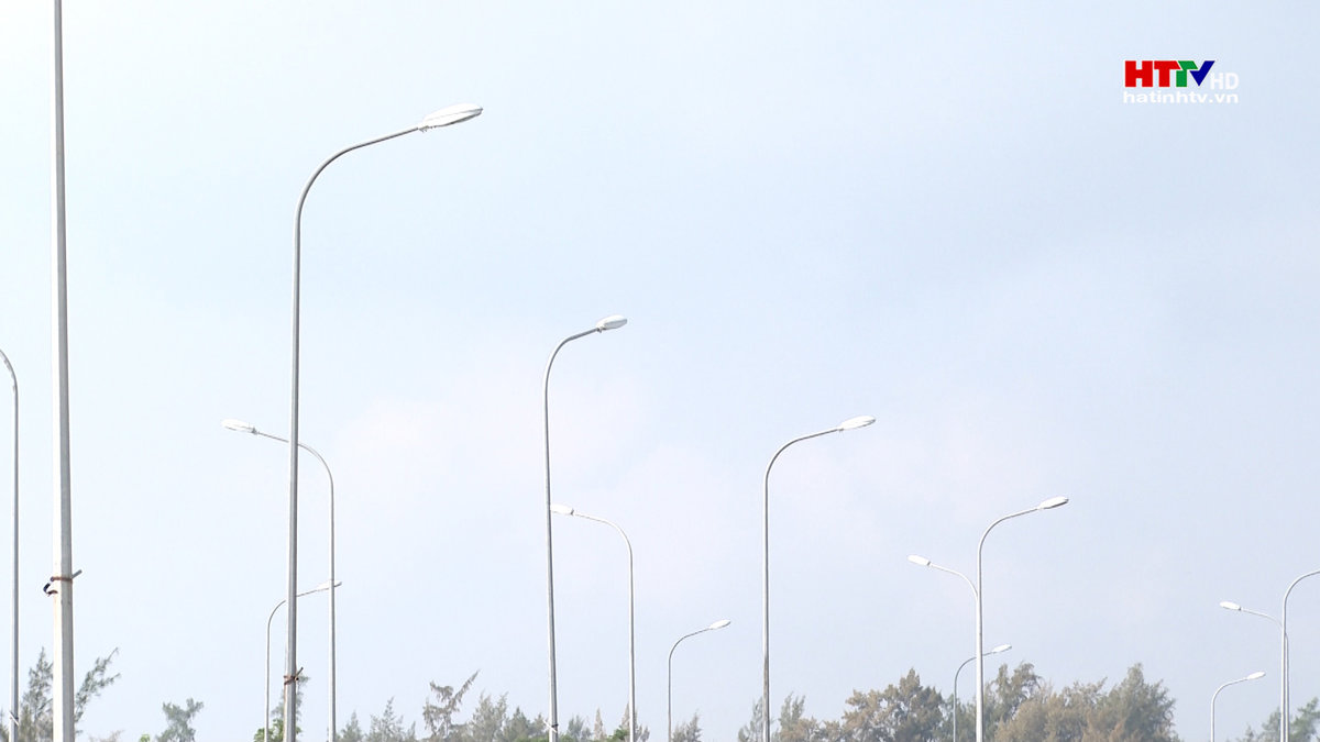 Lộc Hà: Đèn chiếu sáng nhiều năm không sáng