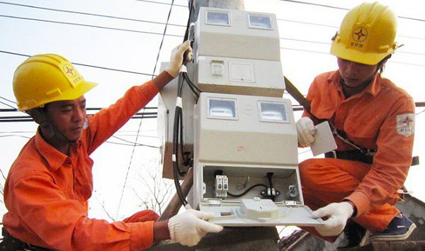 Doanh thu sụt giảm do COVID-19, EVN vẫn lãi 4.742 tỉ đồng