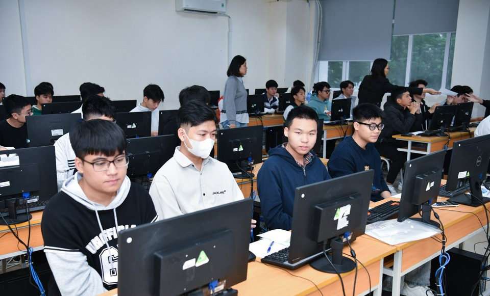 Gần 3.000 thí sinh thi đánh giá tư duy của ĐH Bách khoa Hà Nội