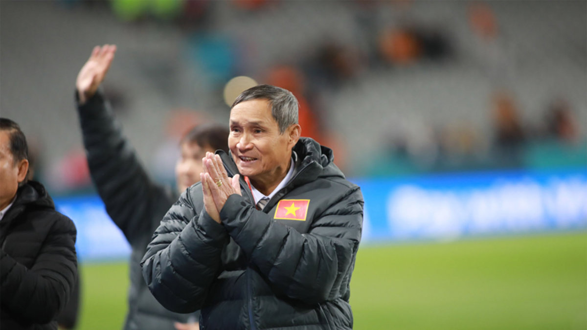 HLV Mai Đức Chung: "Tôi rất hài lòng với tinh thần thi đấu của các cầu thủ đội tuyển nữ Việt Nam"