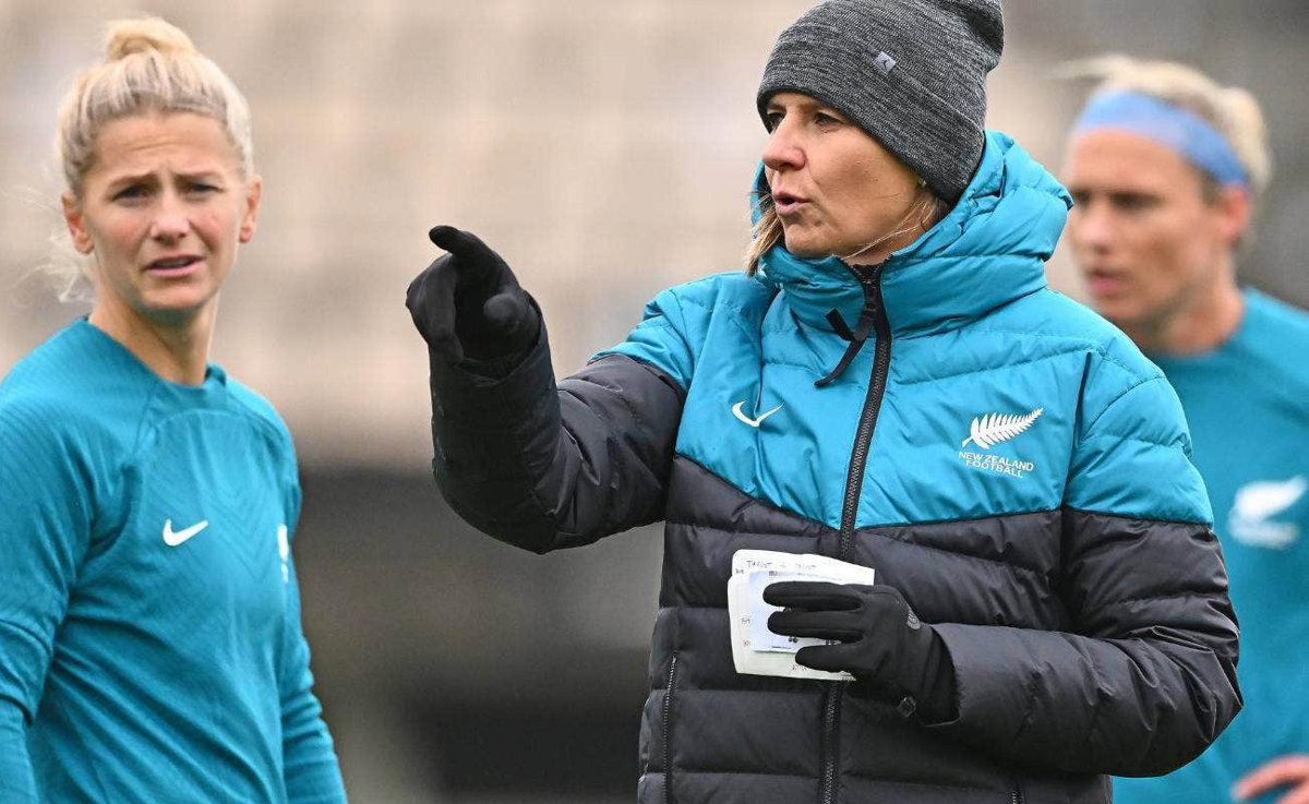 HLV New Zealand tuyên bố nắm rõ lối chơi của tuyển nữ Việt Nam