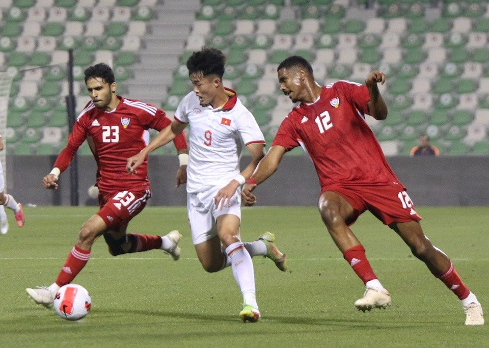 HLV Troussier hài lòng dù U23 Việt Nam thua 4 bàn không gỡ