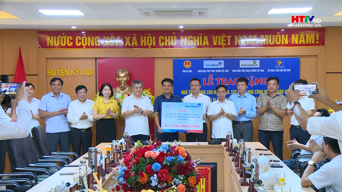 Các doanh nghiệp hỗ trợ hơn 20  tỷ đồng xây nhà tình nghĩa