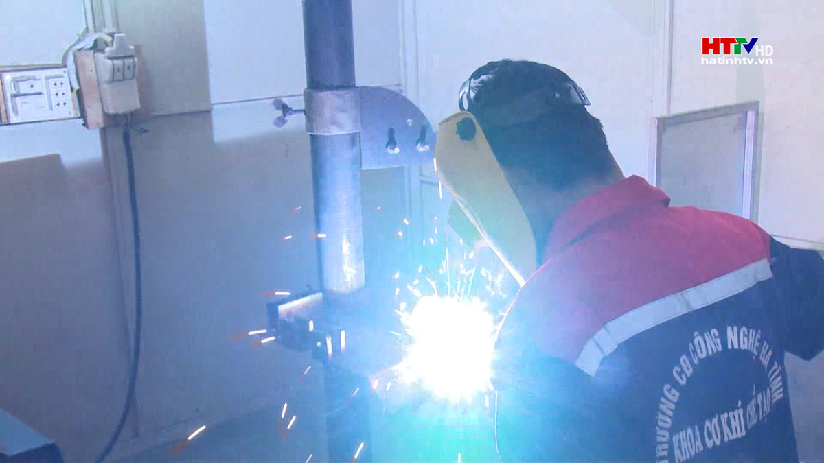 Hà Tĩnh phấn đấu tỷ lệ lao động qua đào tạo đạt 75%