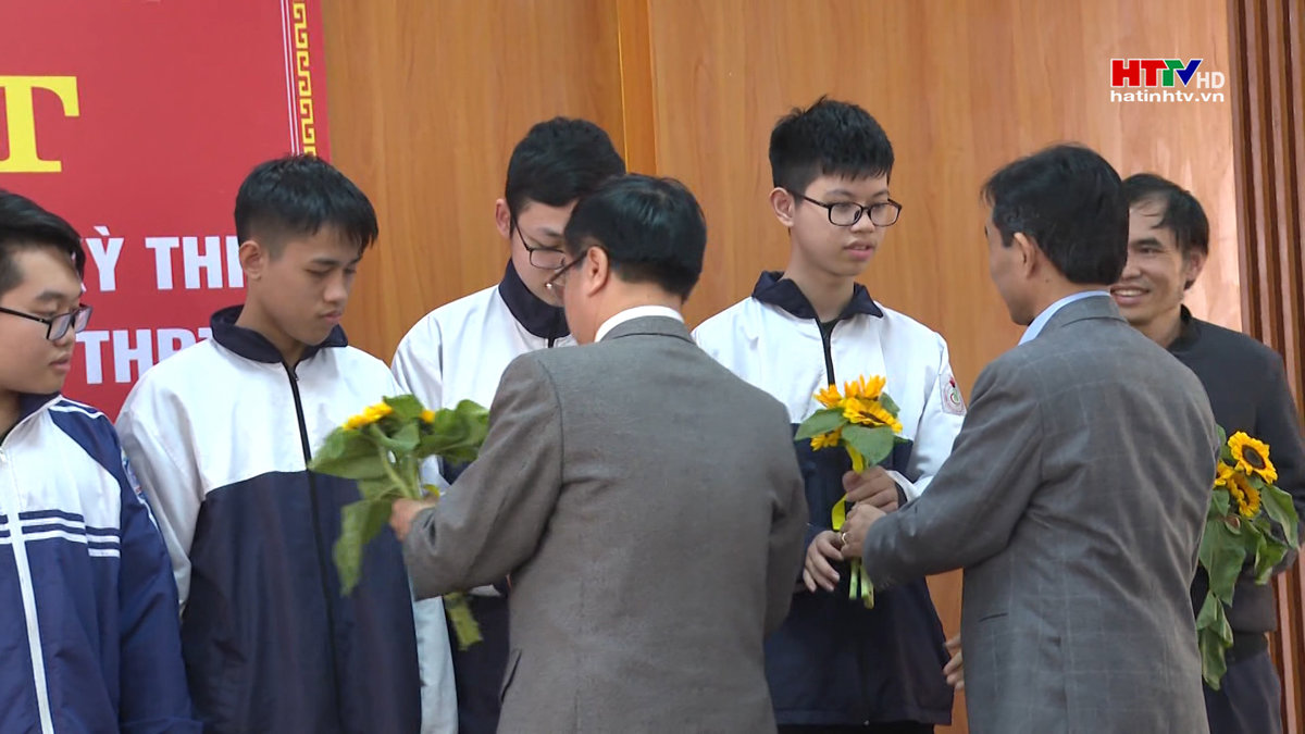 69 học sinh Hà Tĩnh đoạt giải học sinh giỏi quốc gia