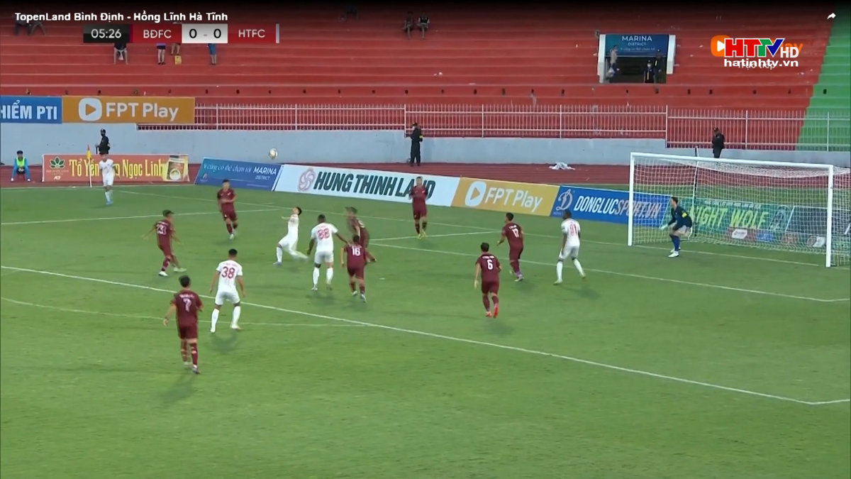 Hồng Lĩnh Hà Tĩnh chia điểm với TopenLand Bình Định
