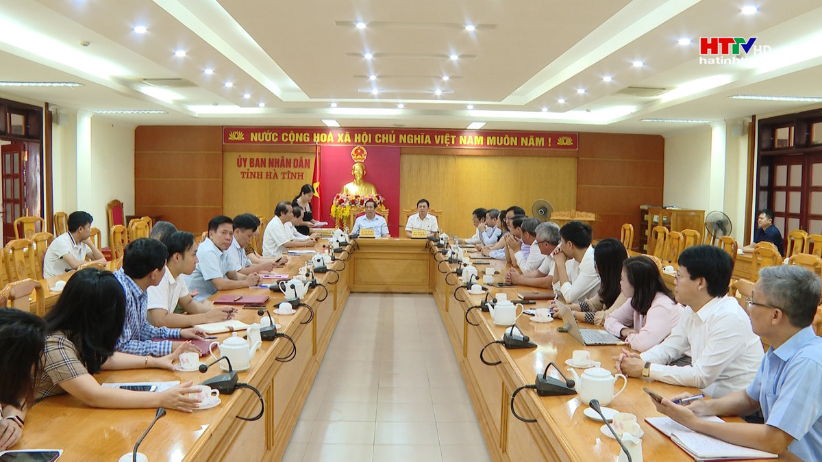 BTC Liên hoan tiếng hát người cao tuổi: Tặng bằng khen cho 6 tập thể có thành tích xuất sắc trong công tác tổ chức sự kiện