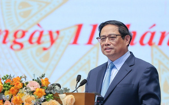 Thủ tướng Chính phủ: Hoàn thiện thể chế, cải thiện môi trường đầu tư kinh doanh