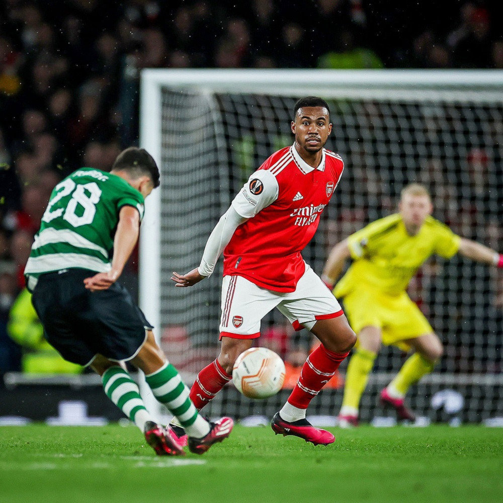 Kết quả vòng 1/8 Europa League: Arsenal ôm hận bởi siêu phẩm 50m