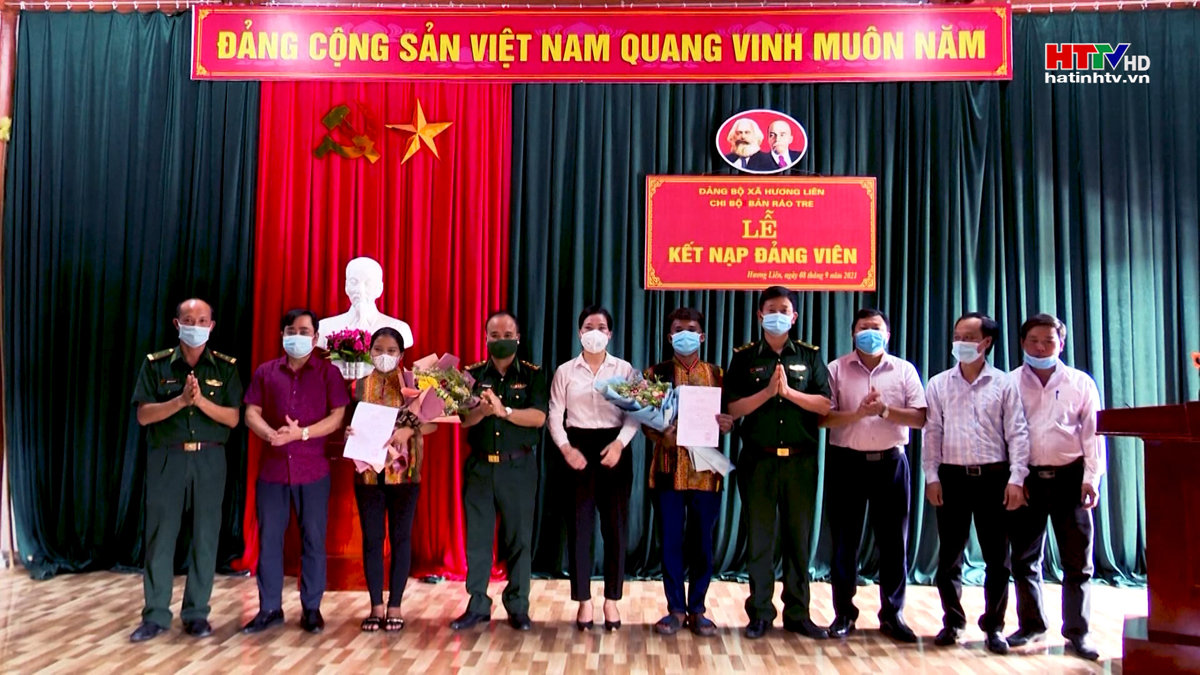 Tám tháng kết nạp được 890 đảng viên