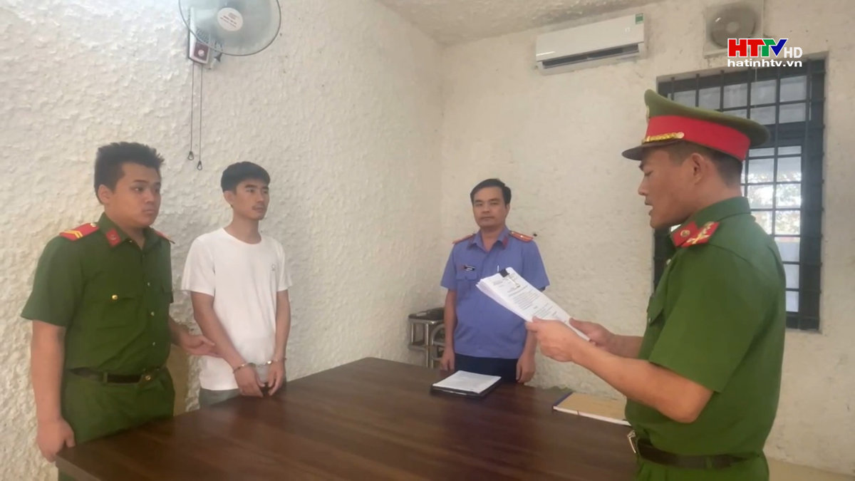 Công an Hương Sơn khởi tố đối tượng hủy hoại tài sản