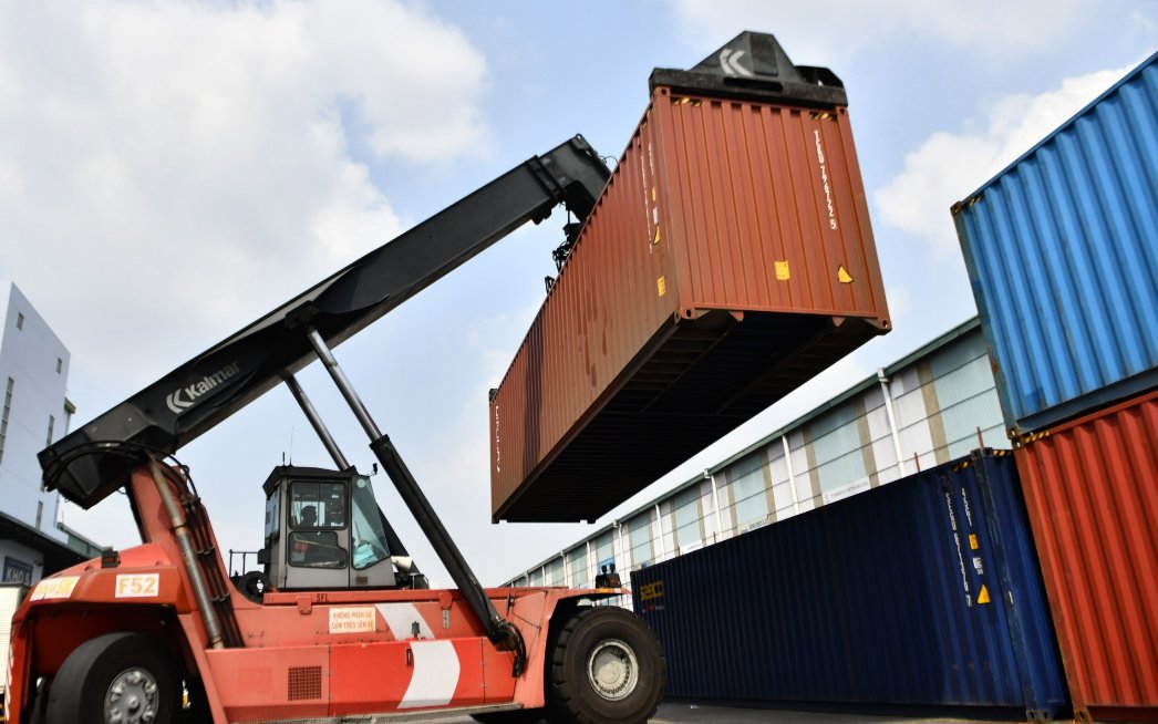 Xuất nhập khẩu Việt Nam cán mốc kỷ lục 700 tỷ USD