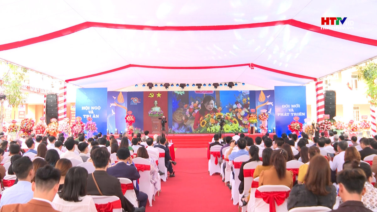 Trường THPT Nghi Xuân kỷ niệm 20 năm thành lập