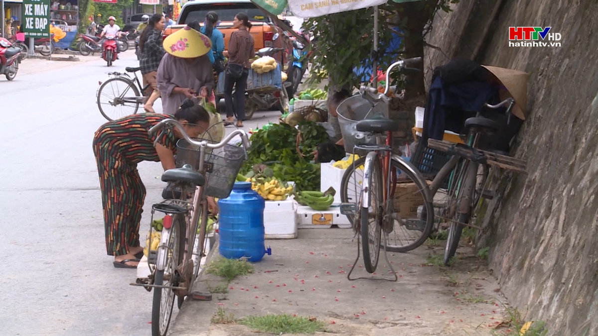 Xử lý lấn chiếm hành lang giao thông không thể chiếu lệ
