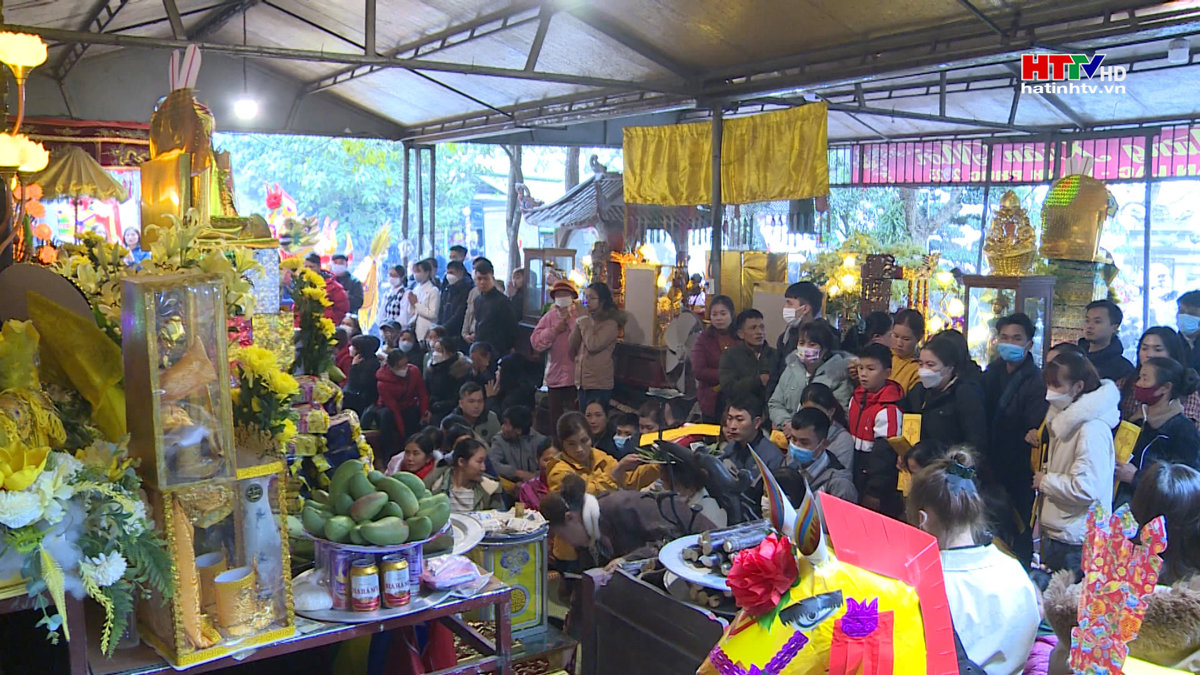 Yêu cầu bình ổn giá cả các dịch vụ trong mùa lễ hội