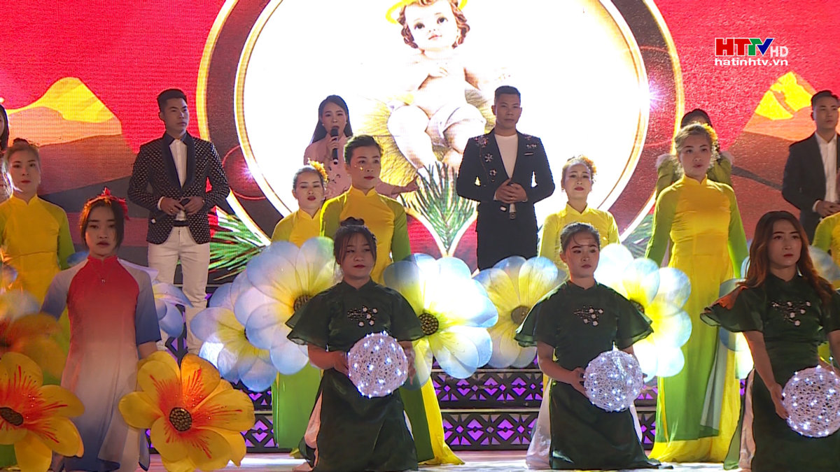 Gần 170 ngàn đồng bào giáo dân đón Giáng sinh ấp áp, an lành