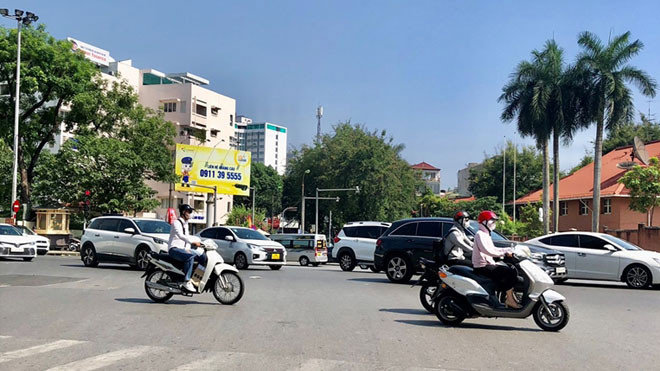 Miền Bắc và miền Trung tiếp tục nắng nóng gay gắt