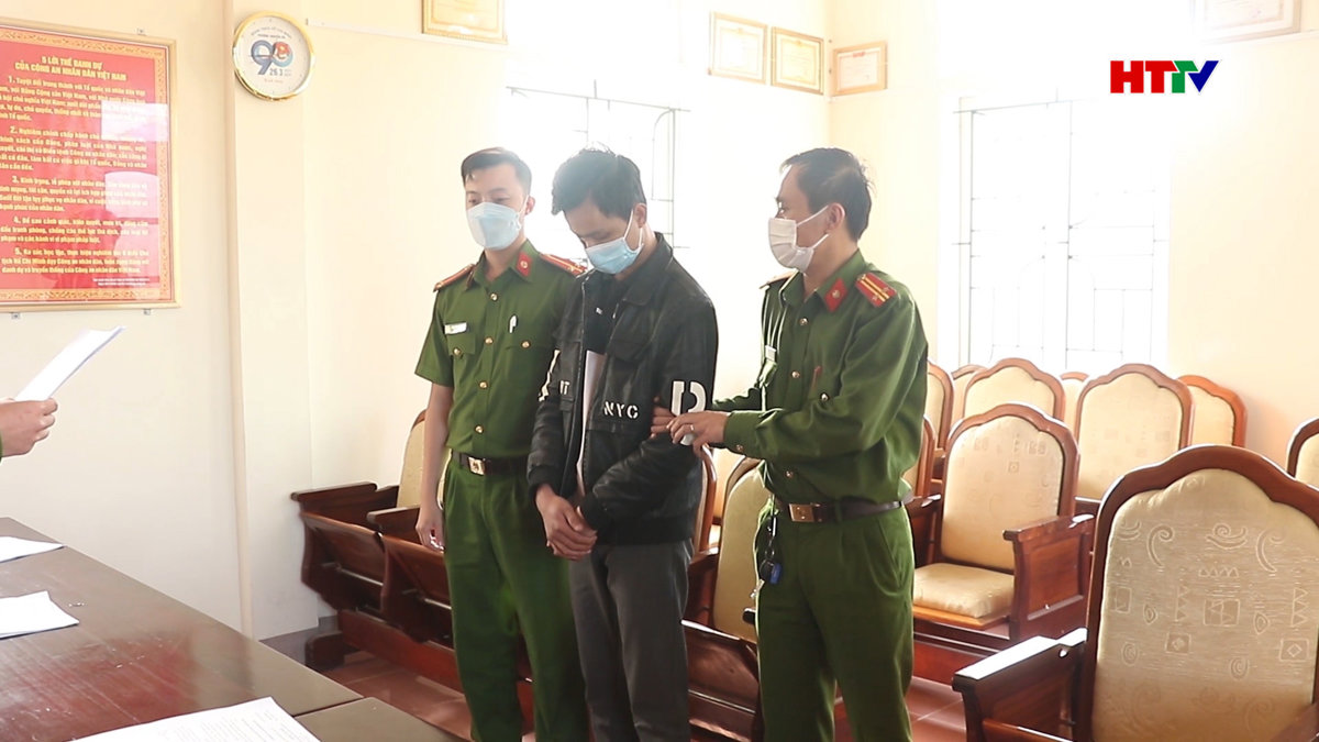 Khởi tố một đối tượng "cò đất” về tội "lừa đảo chiếm đoạt tài sản"