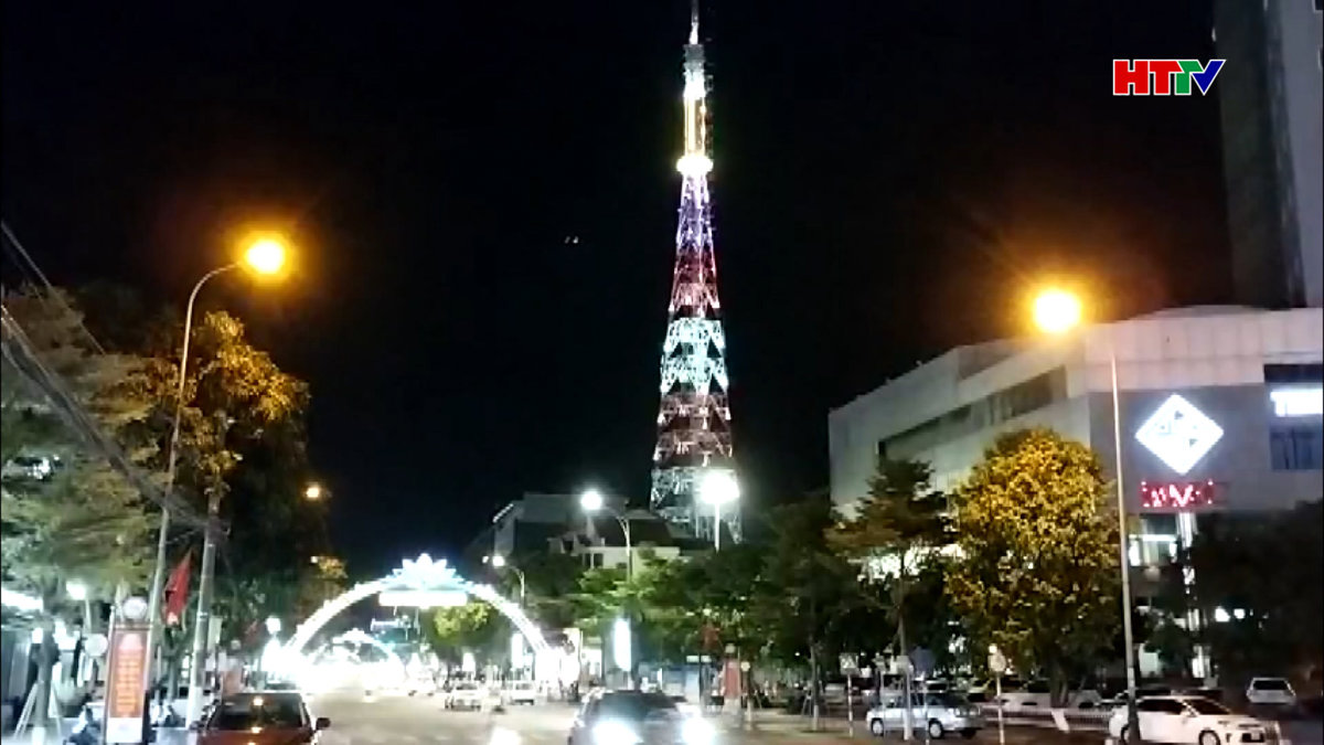 TP Hà Tĩnh thay màu áo mới đón tuổi 15