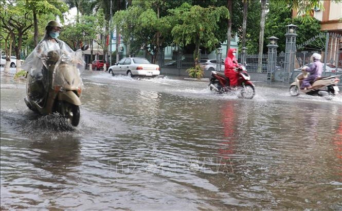 Thời tiết ngày 1-5: Mưa lớn tại nhiều vùng, miền trong cả nước