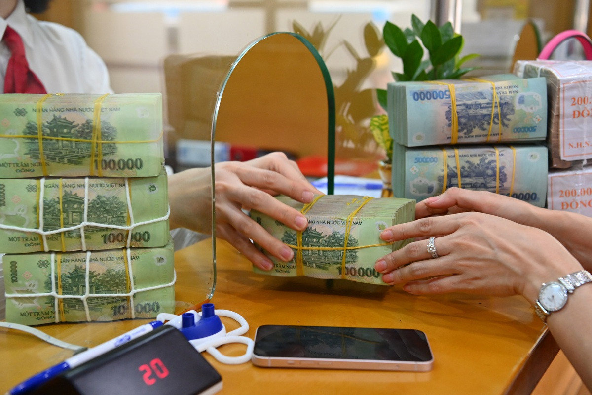 Báo lãi “khủng” nghìn tỷ, nợ xấu của loạt ngân hàng cũng tăng mạnh