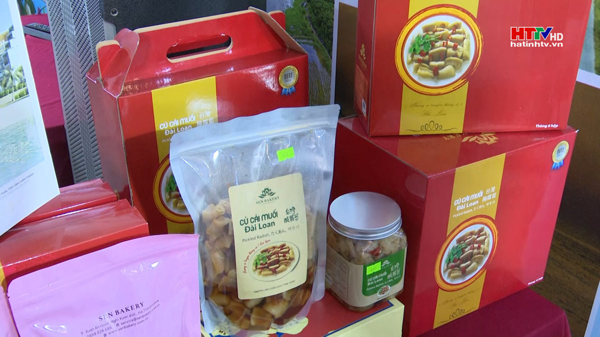 Nghi Xuân: Hội chợ thương mại du lịch thu hút nhiều tỉnh thành thamg gia