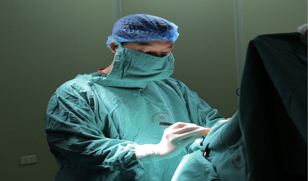 Tai biến sau khi tiêm tan mỡ giảm béo: Bác sĩ khuyến cáo gì?