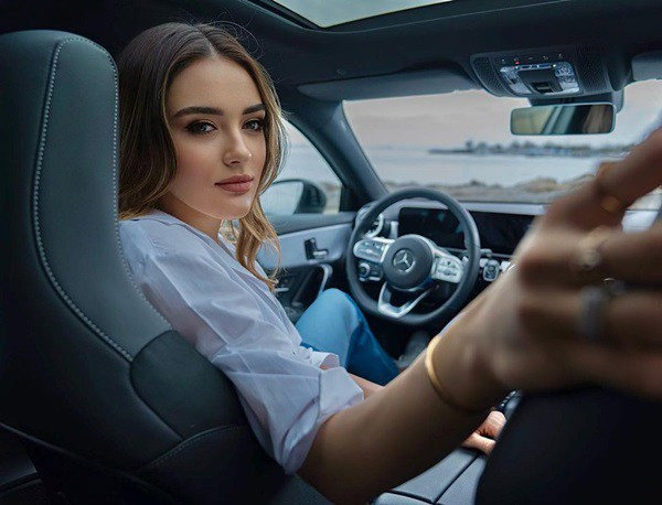 Nữ VĐV được mệnh danh là "hoa khôi" làng bóng chuyền, cao 1m97 cứ ra sân là thu hút mọi ánh nhìn